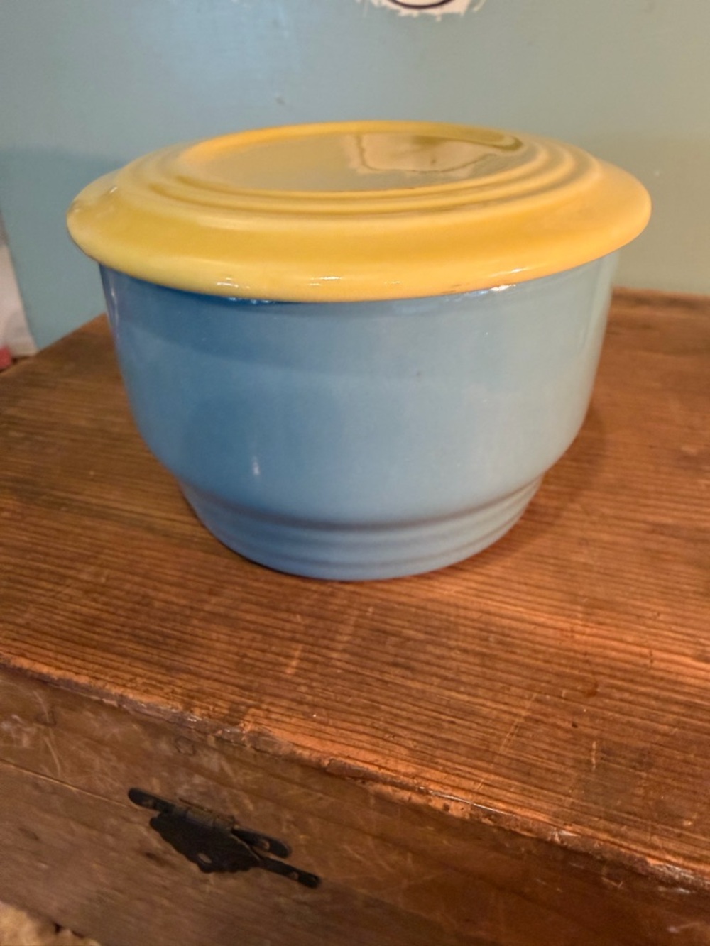 Vintage MCM Hall China Hotpoint Westinghouse Covered Refrigerator Dish - Picture 3 of 7